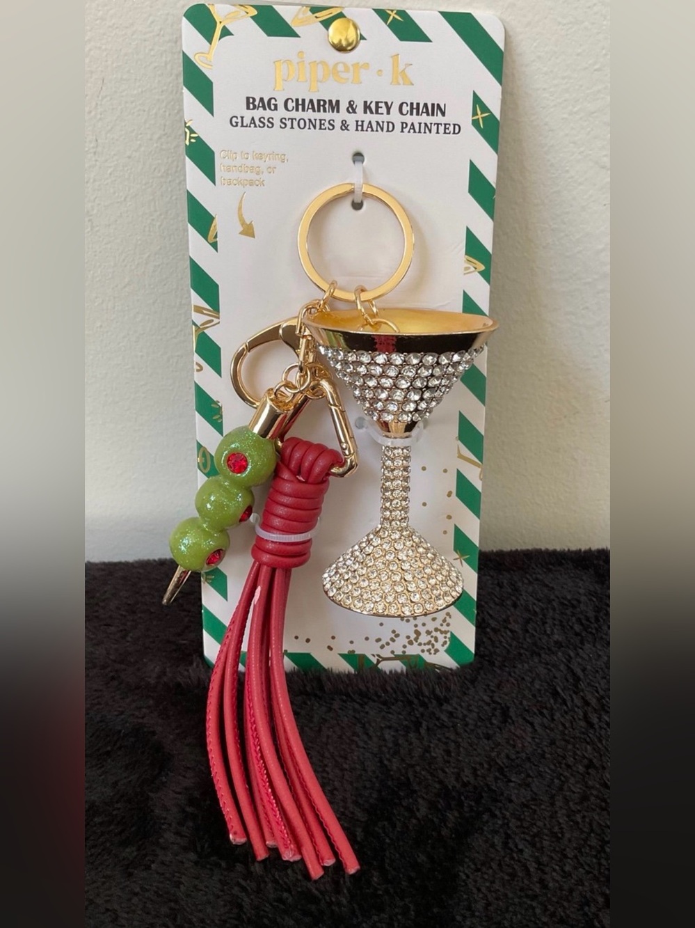 PIPER K sparkly MARTINI
Glass and Olives Bag Charm & Key
Chain-NWT - Picture 5 of 7